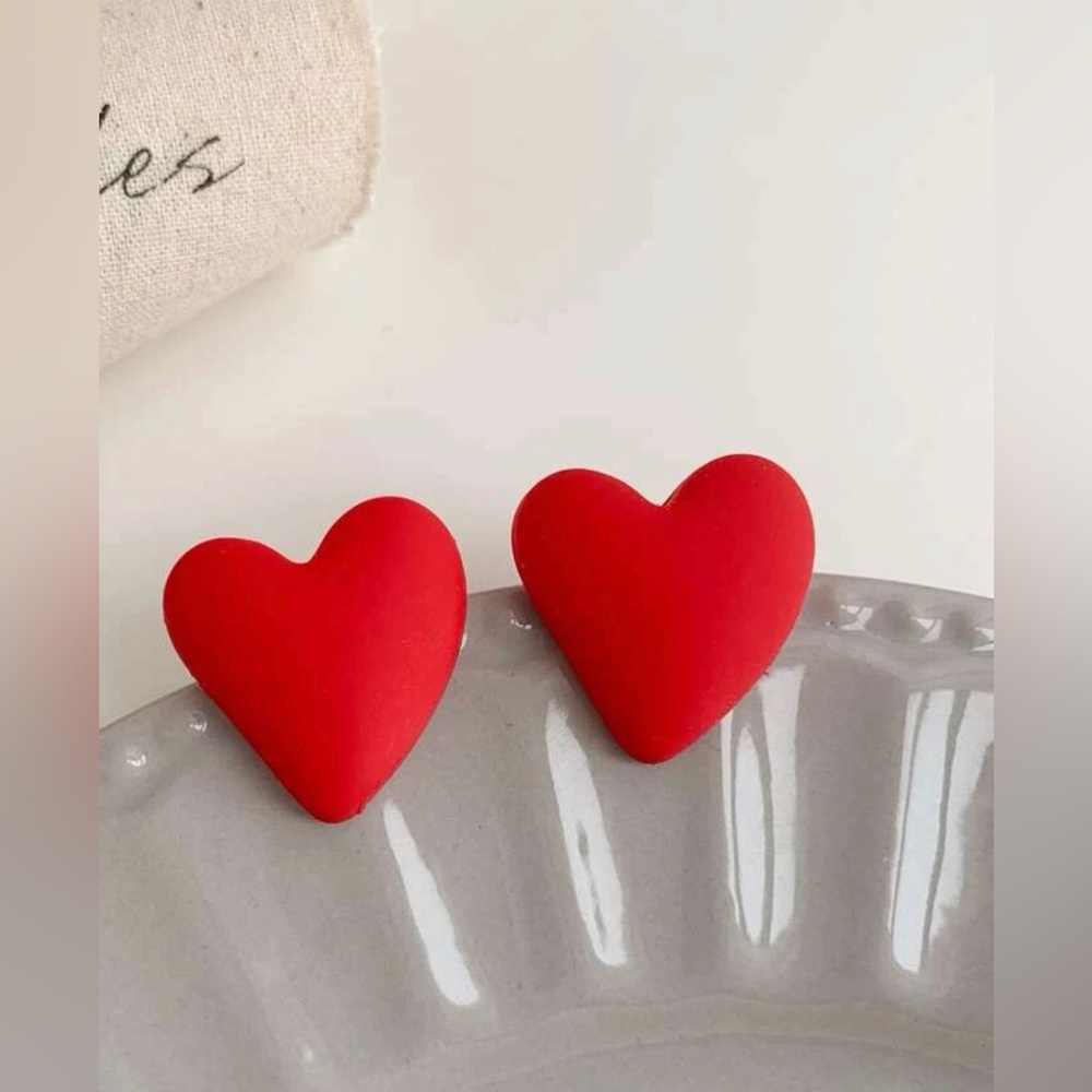 SOLD ADORABLE Red Heart Shaped Earrings - Picture 2 of 3